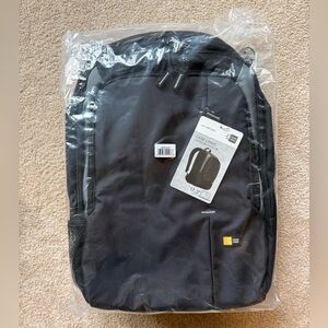 NWT Laptop Case Logic 17.3” 26L Laptop Backpack for Men
